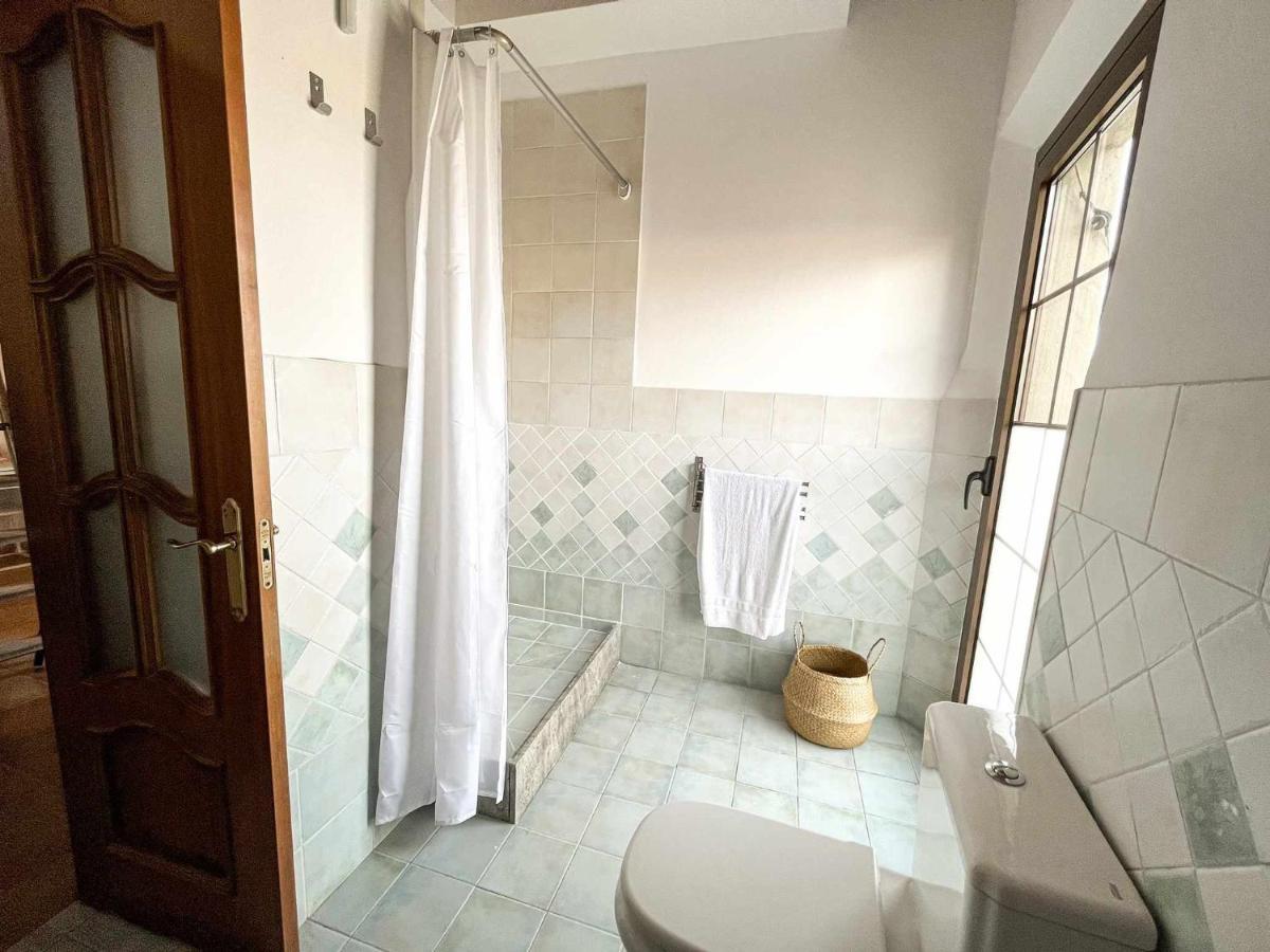 Romantic Duplex With Terrace And Great Views Appartamento Girona